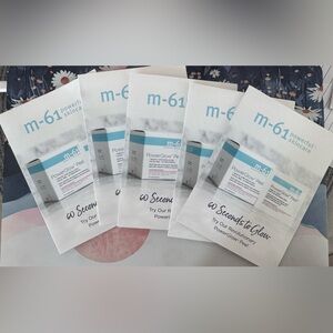 M-61 PowerGlow Peel Pads - White and Blue